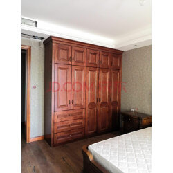 實木衣柜與美式整體衣柜 經典與實用的完美融合