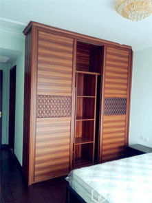 整體衣柜怎么選才靠譜？一篇看懂選材、設計與避坑指南